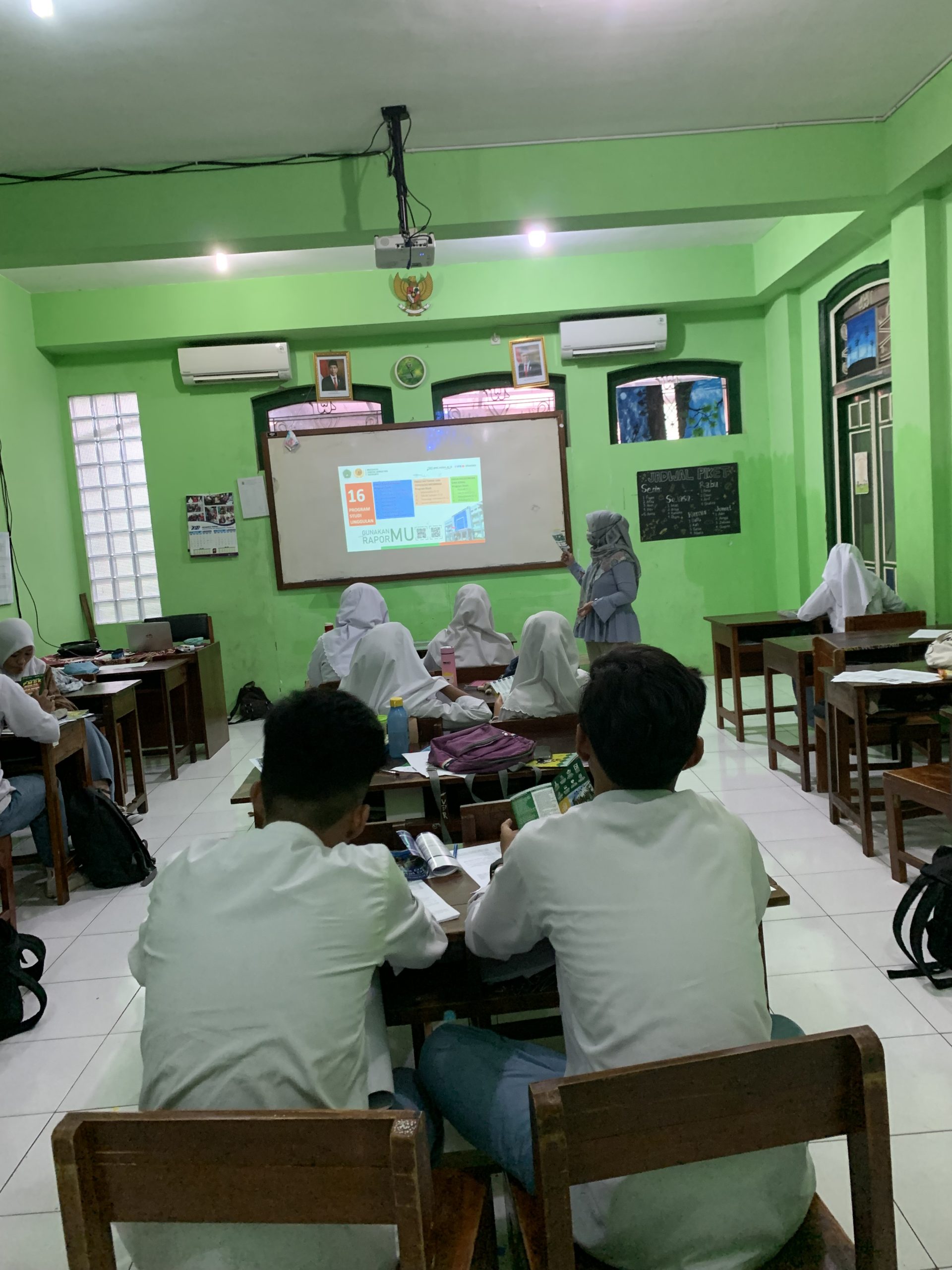 Unjaya - SMA Muhammadiyah 4 Yogyakarta